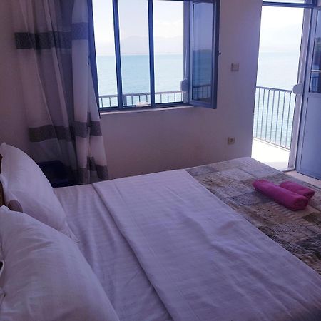 Rooms Lake View Balani Restaurant Shkoder Bagian luar foto