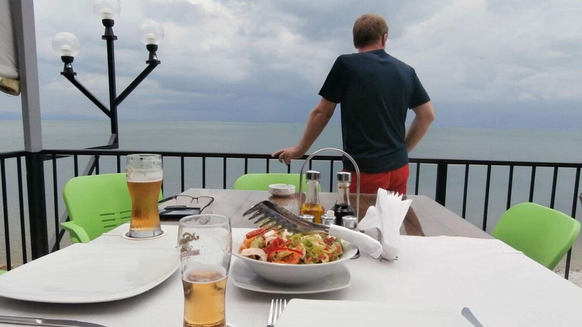 Rooms Lake View Balani Restaurant Shkoder Bagian luar foto