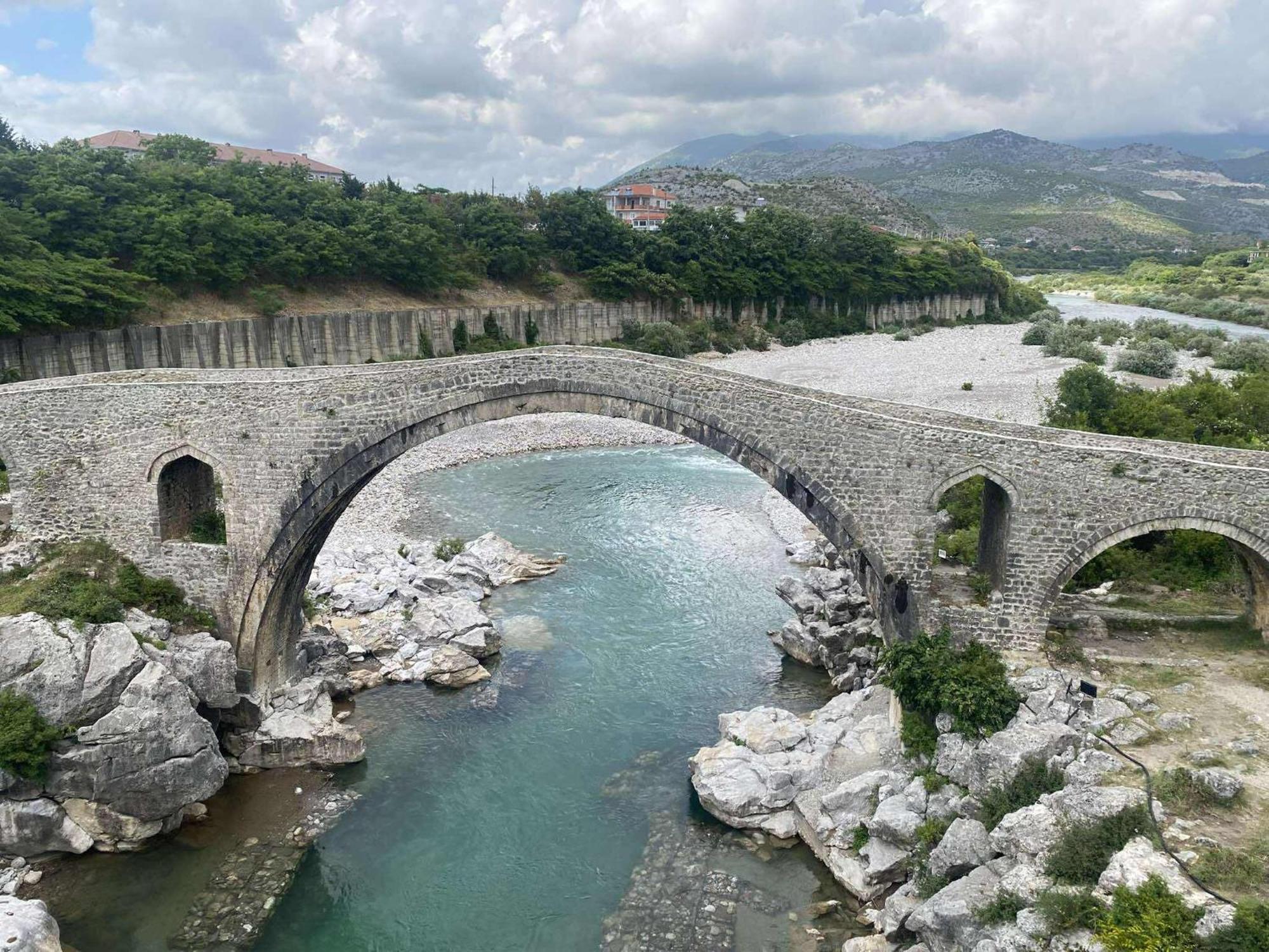 Rooms Lake View Balani Restaurant Shkoder Bagian luar foto