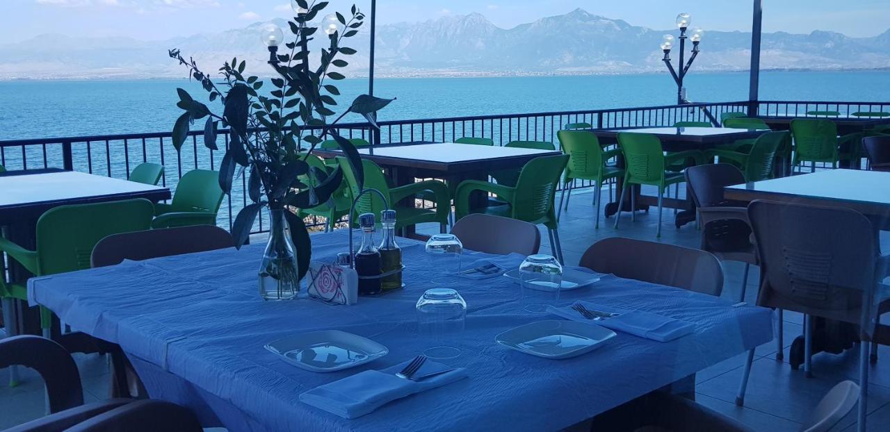 Rooms Lake View Balani Restaurant Shkoder Bagian luar foto