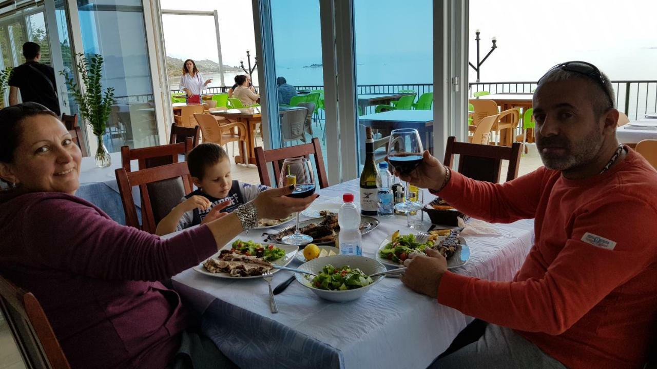 Rooms Lake View Balani Restaurant Shkoder Bagian luar foto