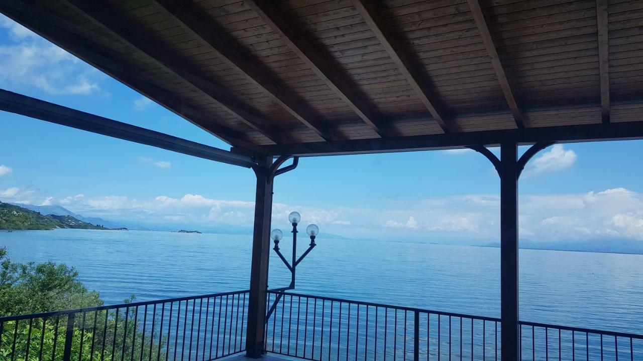 Rooms Lake View Balani Restaurant Shkoder Bagian luar foto
