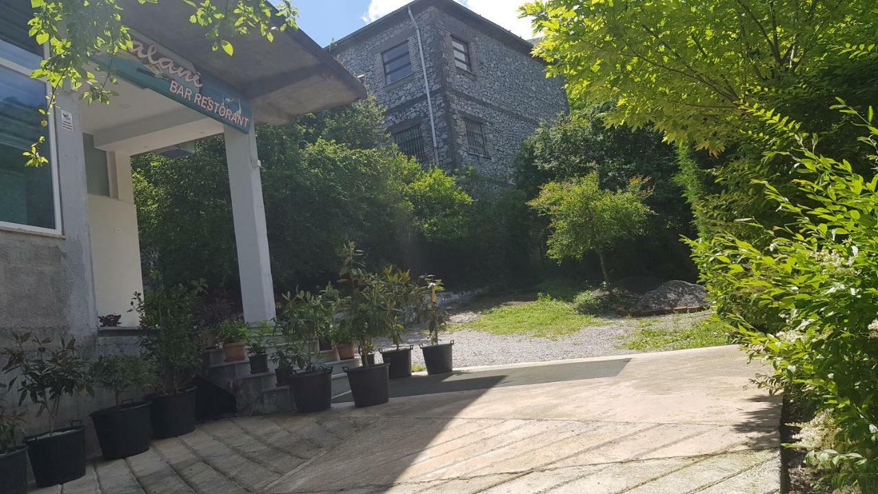 Rooms Lake View Balani Restaurant Shkoder Bagian luar foto