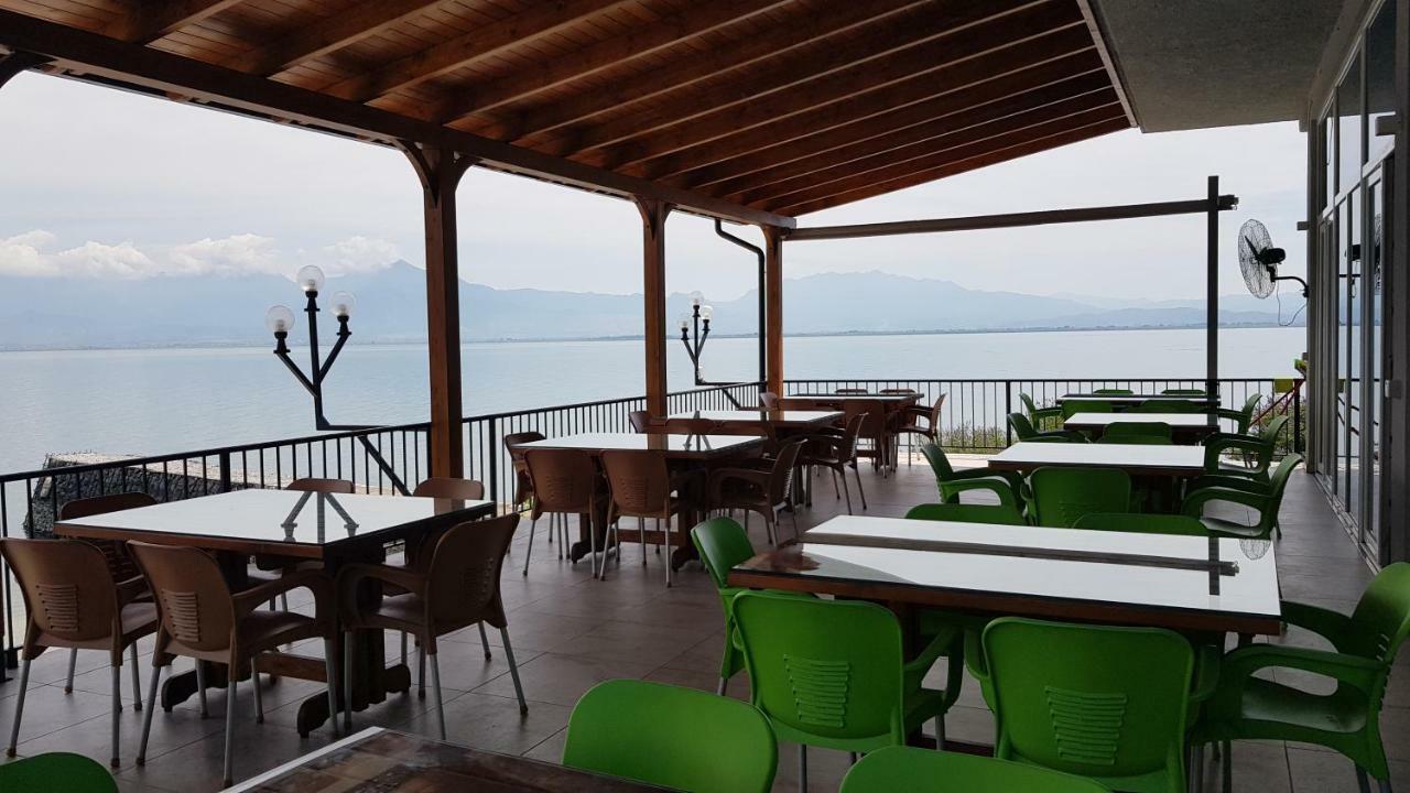 Rooms Lake View Balani Restaurant Shkoder Bagian luar foto